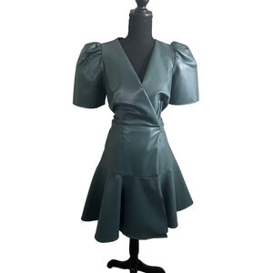 NWOT Women's Cartolina Nantucket Dress Size S Green